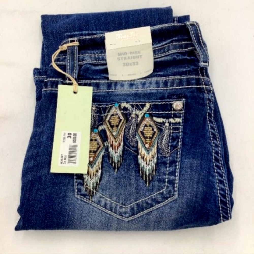 Miss Me straight leg size 30/33
